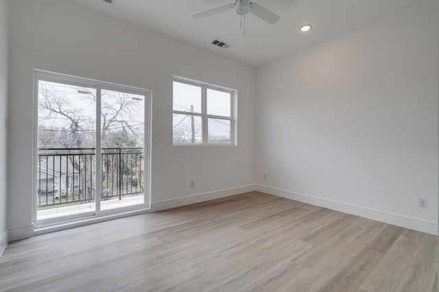 2323 Douglas Avenue, Dallas, TX 75219