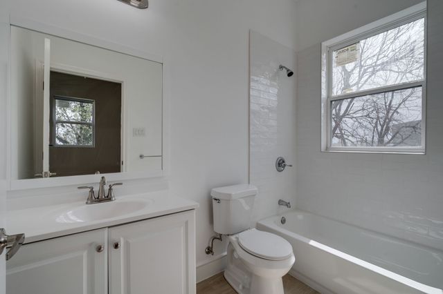 2323 Douglas Avenue, Dallas, TX 75219