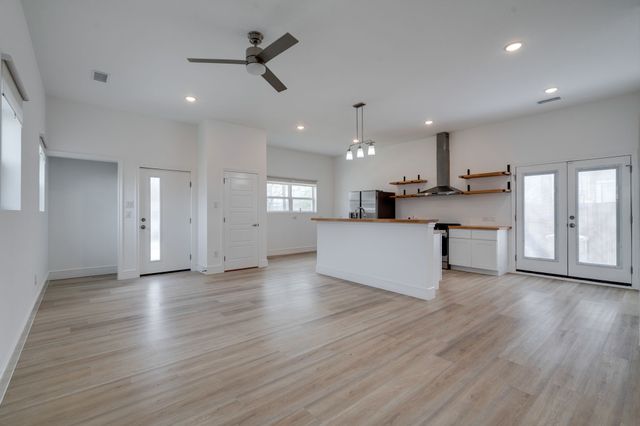 2323 Douglas Avenue, Dallas, TX 75219