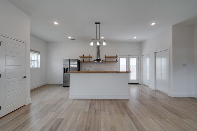 2323 Douglas Avenue, Dallas, TX 75219