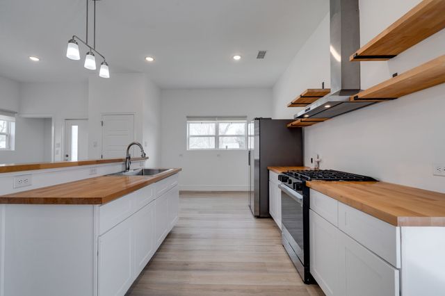 2323 Douglas Avenue, Dallas, TX 75219