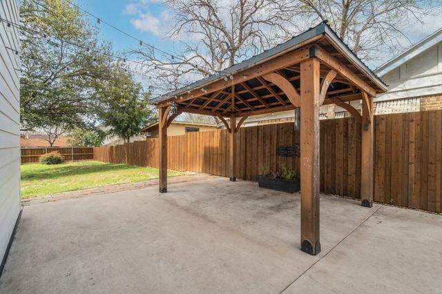 2323 Douglas Avenue, Dallas, TX 75219