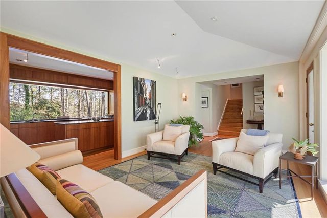 3872 Harts Mill Lane, Brookhaven, GA 30319