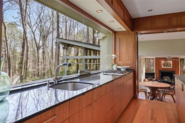 3872 Harts Mill Lane, Brookhaven, GA 30319