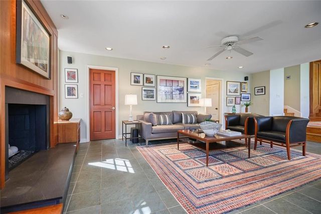 3872 Harts Mill Lane, Brookhaven, GA 30319