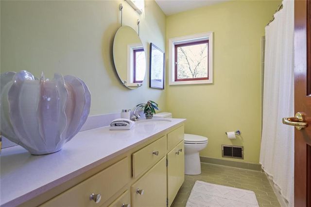 3872 Harts Mill Lane, Brookhaven, GA 30319