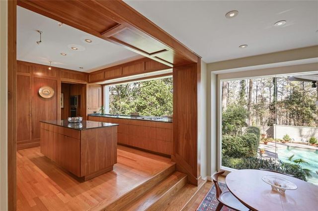 3872 Harts Mill Lane, Brookhaven, GA 30319