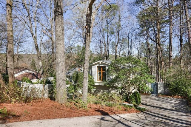 3872 Harts Mill Lane, Brookhaven, GA 30319