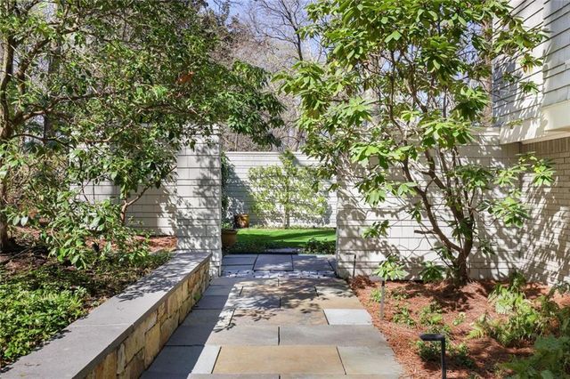 3872 Harts Mill Lane, Brookhaven, GA 30319