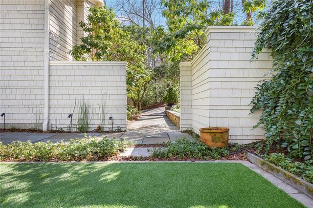 3872 Harts Mill Lane, Brookhaven, GA 30319