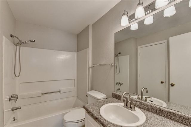 3655 Habersham Road APT 311, Atlanta, GA 30305