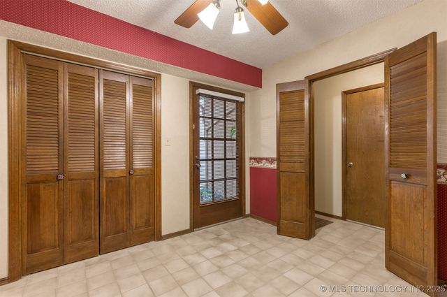 8484 S College Avenue 72, Tulsa, OK 74137