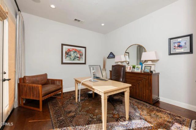 2006 Brighton Park Drive, Bakersfield, CA 93311