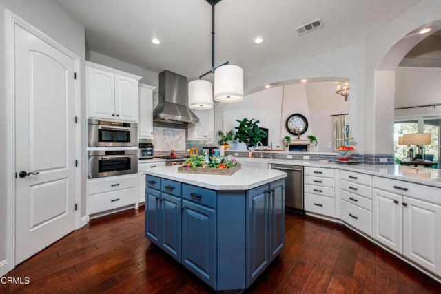 2006 Brighton Park Drive, Bakersfield, CA 93311