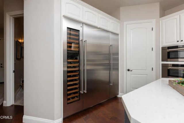 2006 Brighton Park Drive, Bakersfield, CA 93311