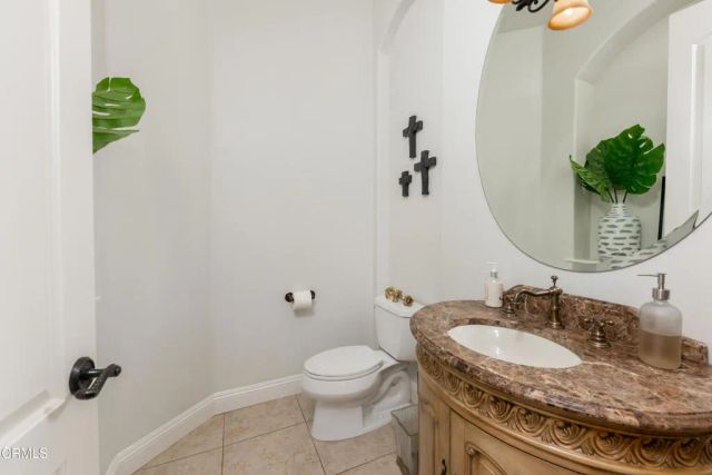 2006 Brighton Park Drive, Bakersfield, CA 93311