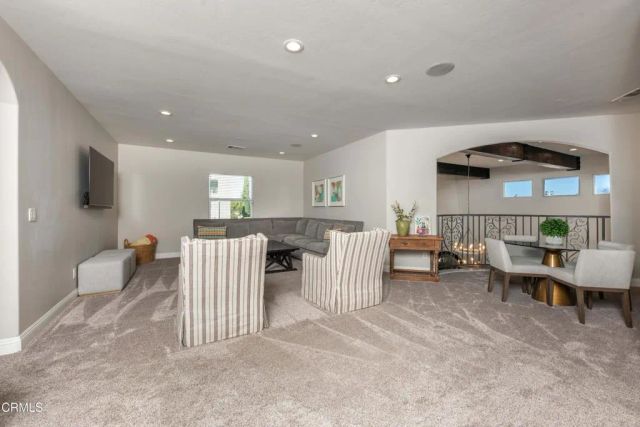 2006 Brighton Park Drive, Bakersfield, CA 93311