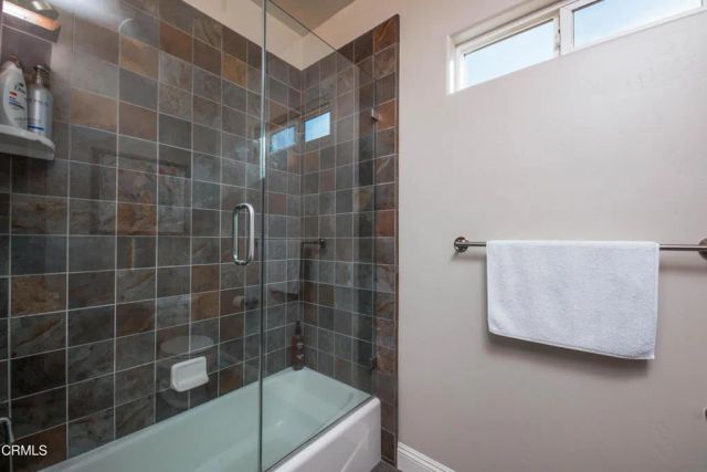 2006 Brighton Park Drive, Bakersfield, CA 93311