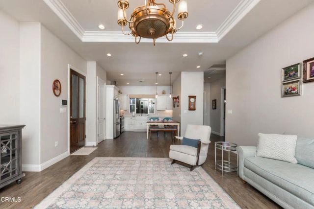 2006 Brighton Park Drive, Bakersfield, CA 93311