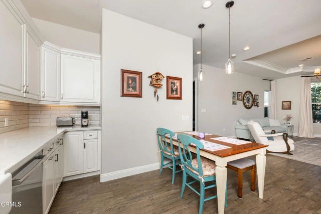 2006 Brighton Park Drive, Bakersfield, CA 93311