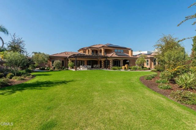 2006 Brighton Park Drive, Bakersfield, CA 93311