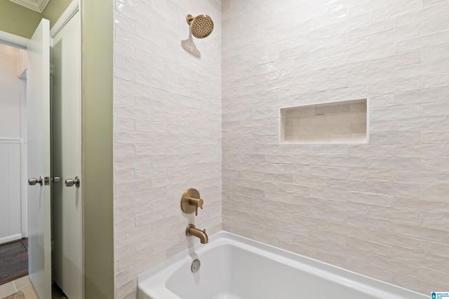 1437 BREWSTER CIRCLE, Birmingham, AL 35235