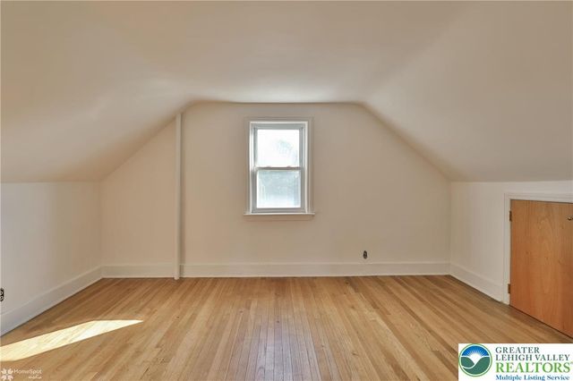 4 Stonecroft Drive, Palmer Twp, PA 18045