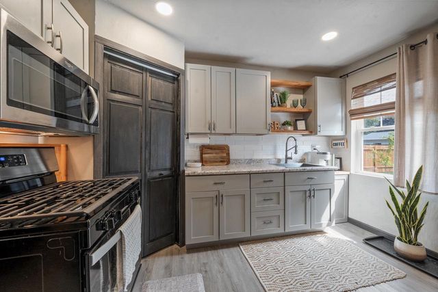 1831 14TH AVENUE, Green Bay, WI 54304