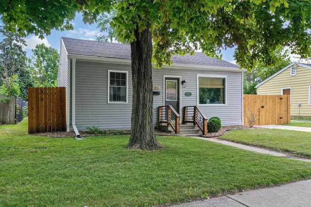 1831 14TH AVENUE, Green Bay, WI 54304