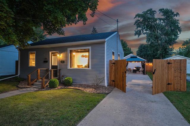 1831 14TH AVENUE, Green Bay, WI 54304