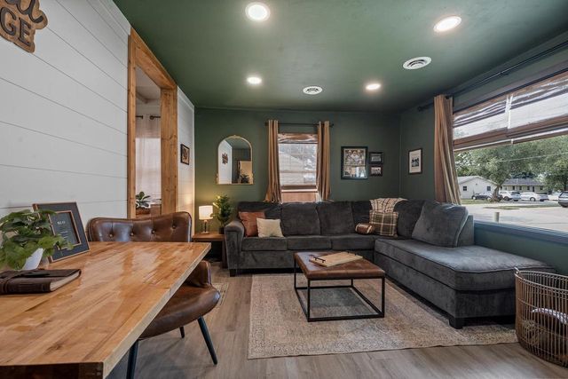 1831 14TH AVENUE, Green Bay, WI 54304