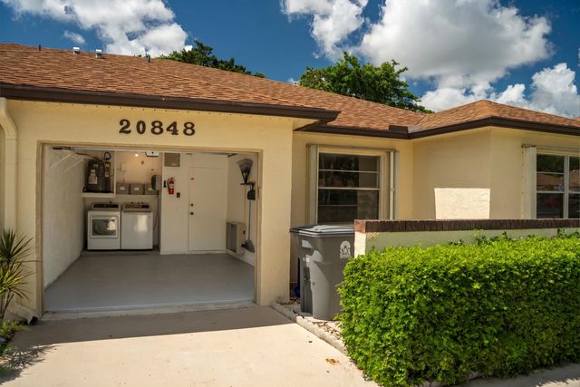20848 CONCORD GREEN Drive W, Boca Raton, FL 33433