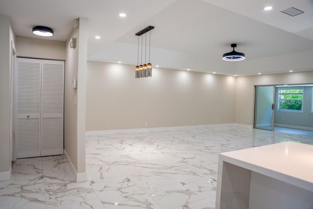 20848 CONCORD GREEN Drive W, Boca Raton, FL 33433