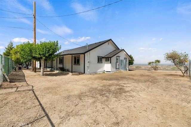 901 Hazelton Street, Maricopa, CA 93252