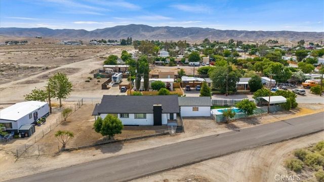 901 Hazelton Street, Maricopa, CA 93252