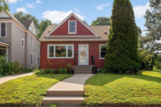 2914 Randolph Street NE, Minneapolis, MN 55418