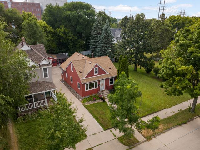 2914 Randolph Street NE, Minneapolis, MN 55418