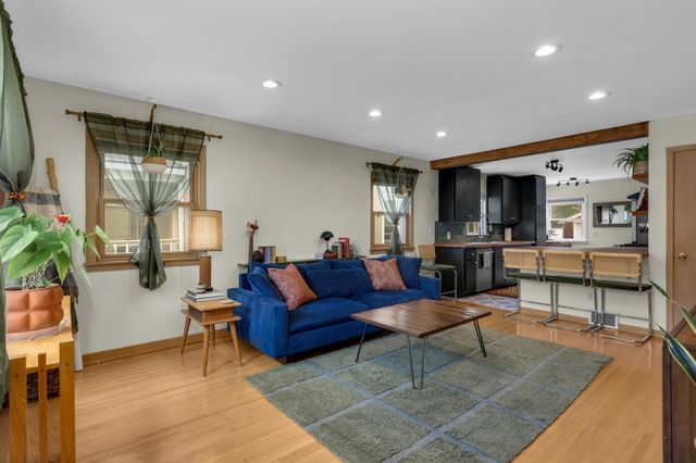 2914 Randolph Street NE, Minneapolis, MN 55418