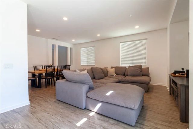 12466 Osborne, Pacoima, CA 91331