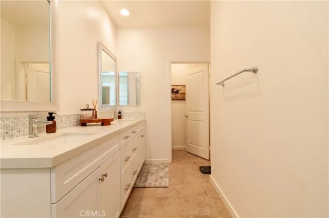 12466 Osborne, Pacoima, CA 91331