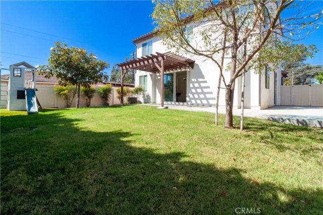 12466 Osborne, Pacoima, CA 91331