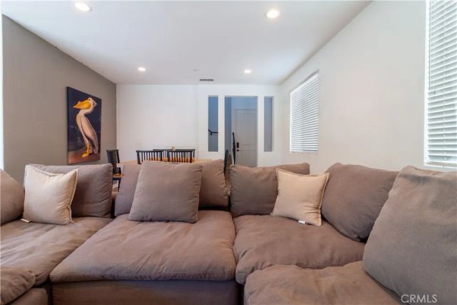 12466 Osborne, Pacoima, CA 91331