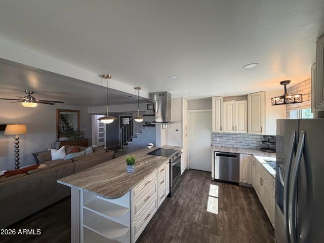 2031 E CAIRO Drive, Tempe, AZ 85282