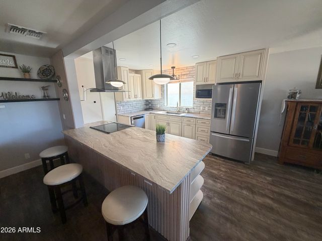 2031 E CAIRO Drive, Tempe, AZ 85282