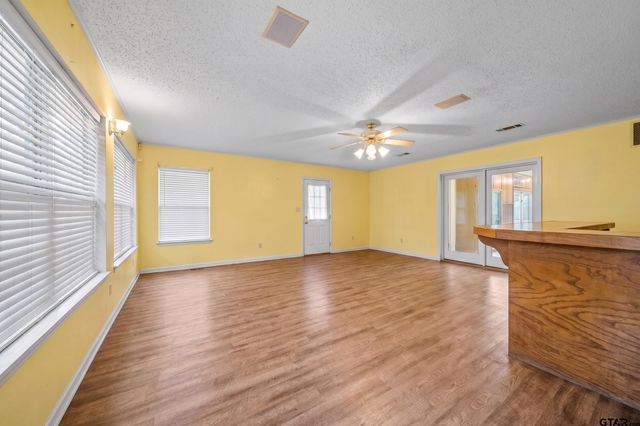 2117 MLK, Palestine, TX 75803