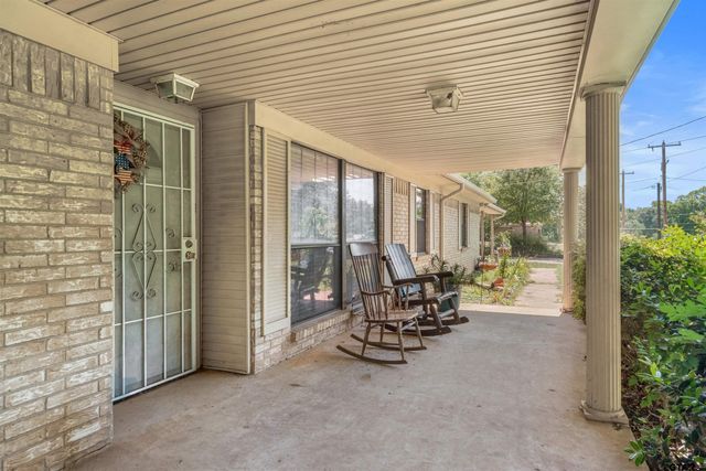 2117 MLK, Palestine, TX 75803