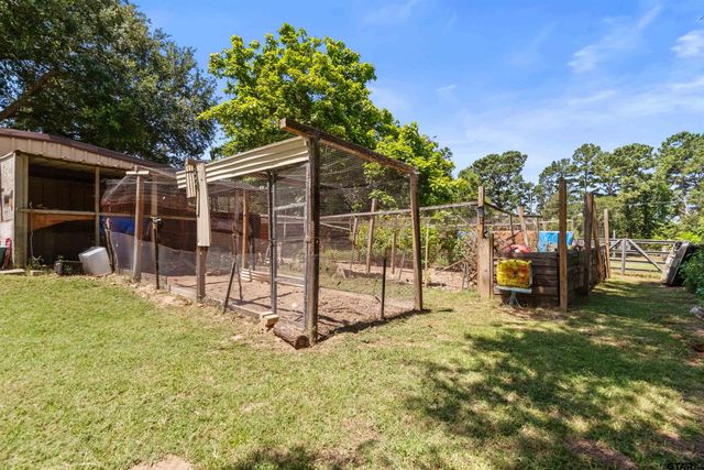 2117 MLK, Palestine, TX 75803