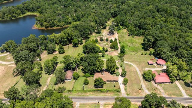 2117 MLK, Palestine, TX 75803