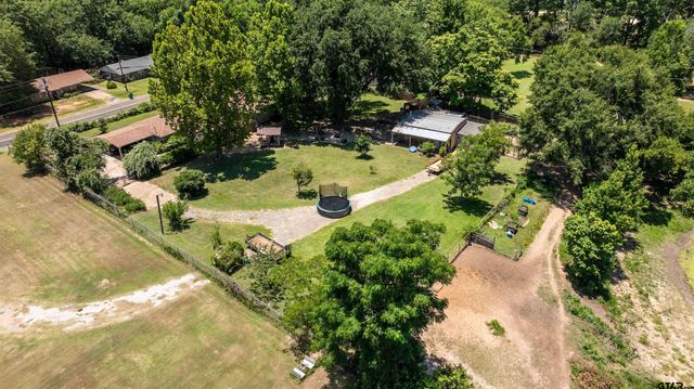 2117 MLK, Palestine, TX 75803