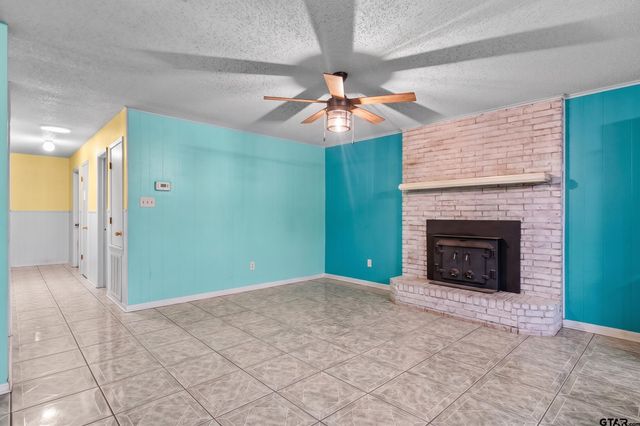2117 MLK, Palestine, TX 75803